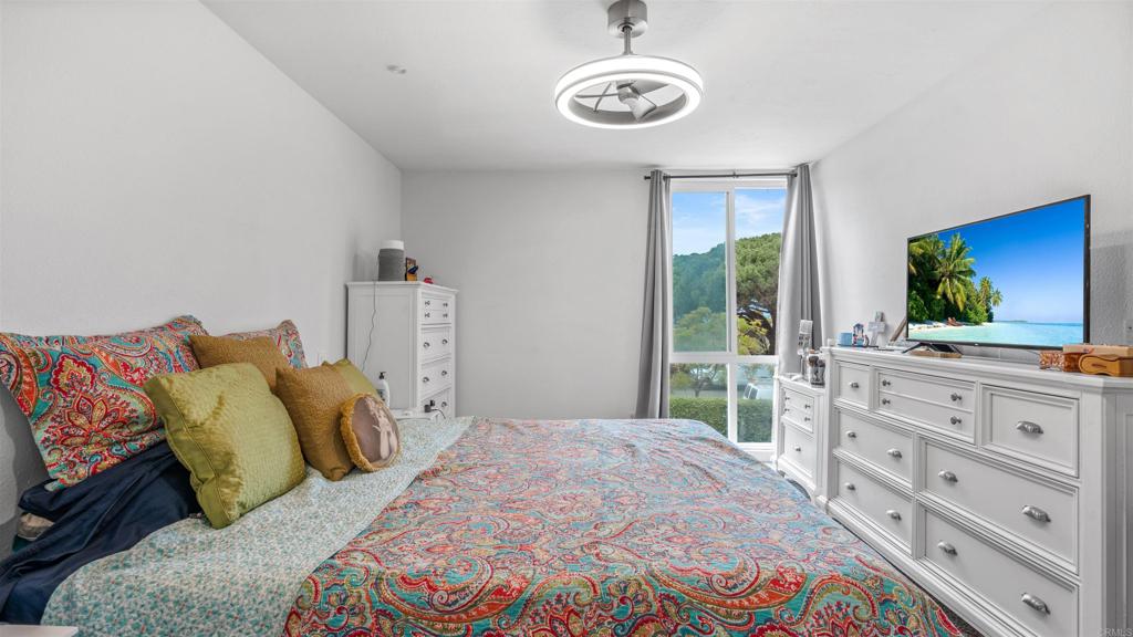 6455 La Jolla Boulevard - photo 13