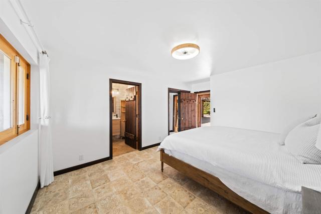 Image 39 of 75 For 1951 Cloverdale Rd