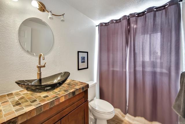 6755 Caminito Del Greco, San Diego CA: https://media.crmls.org/mediaz/4e2b7b84-6945-4f8c-8275-f1ea140e89d9.jpg