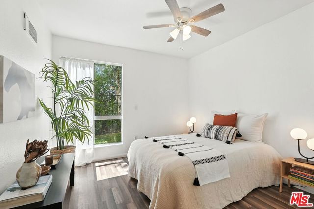 830 W Lincoln Avenue, Escondido CA: https://media.crmls.org/mediaz/4e2c4cf6-6f04-427e-8b8d-55702fe3baf4.jpg