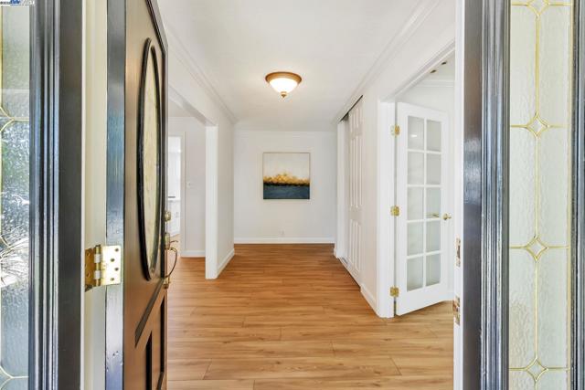 4666 Shearwater Rd, Pleasanton CA: https://media.crmls.org/mediaz/4e2c9d35-9978-437c-a331-96112d8acef7.jpg