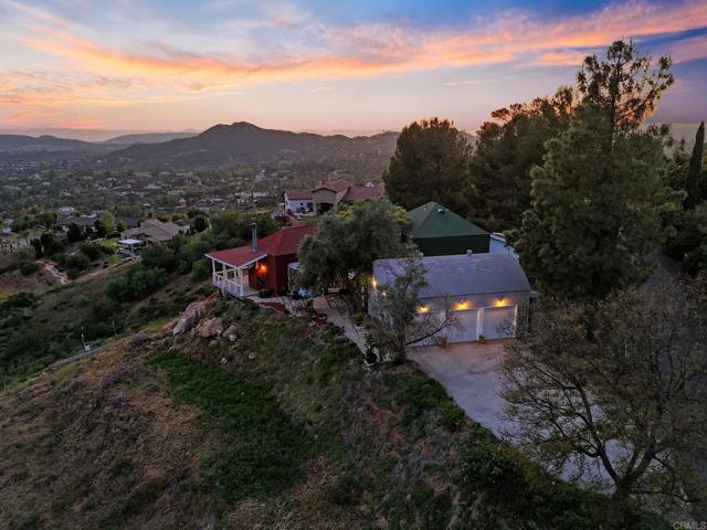 14645 High Valley Road, Poway CA: https://media.crmls.org/mediaz/4e2cffed-58ec-4335-ad4e-ab2d3f00b415.jpg