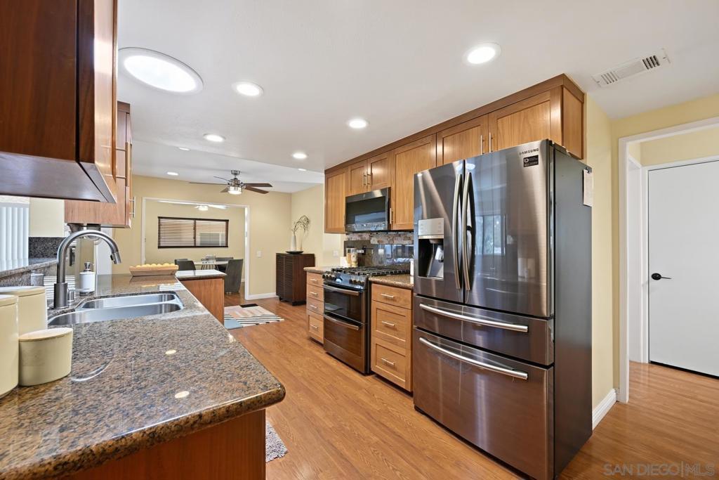 12061 Callado Rd - photo 11