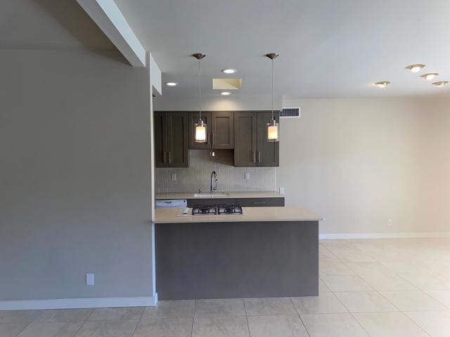 48190 Birdie Way, Palm Desert CA: https://media.crmls.org/mediaz/4e2f0f5e-8916-442d-b56a-30c9a6b7ccde.jpg