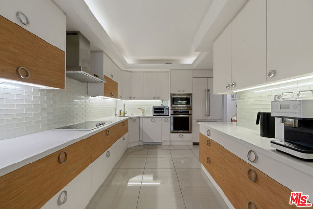 2 Bed Home for Sale in Beverly Hills, California