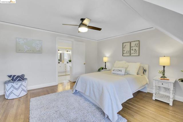 Image 39 of 60 For 850 Collier Dr