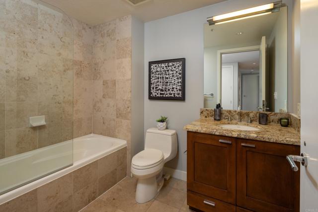 Detail Gallery Image 17 of 27 For 1199 Pacific Hwy #1605,  San Diego,  CA 92101 - 3 Beds | 2 Baths