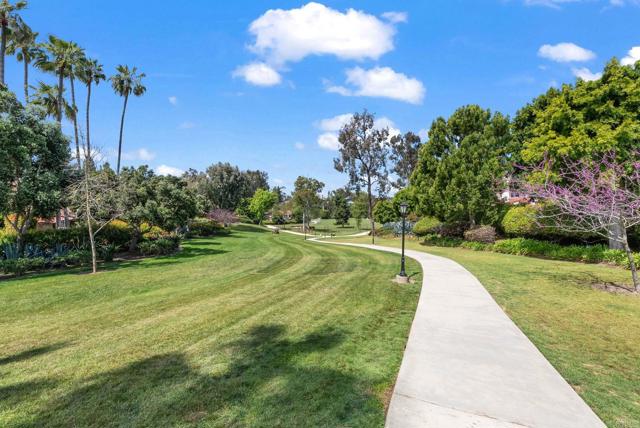 7636 Palmilla Drive, San Diego CA: https://media.crmls.org/mediaz/4e318e12-bece-43ca-9a6f-88fa69f3058a.jpg