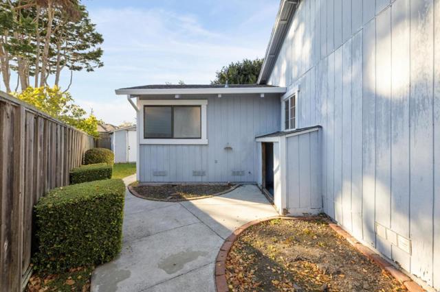 754 Vasques Drive, Half Moon Bay CA: https://media.crmls.org/mediaz/4e32c99f-7e7b-4e23-ab32-038283b42ace.jpg