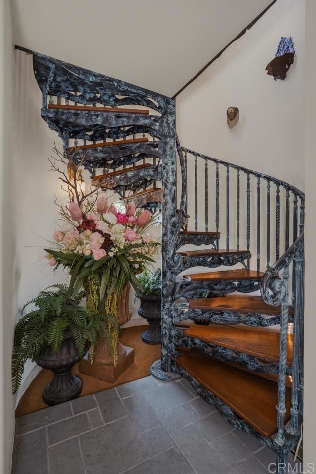 2875 Qualtrough Street - photo 15