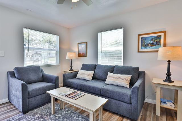 Detail Gallery Image 3 of 38 For 520 Delaware, Imperial Beach,  CA 91932 - 1 Beds | 1 Baths