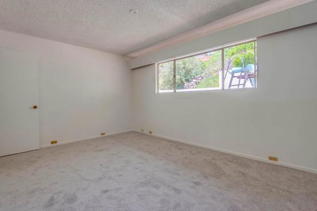4711 ASHBY ST, San Diego CA: https://media.crmls.org/mediaz/4e33bf9a-a676-404a-bc7e-99e9d4fbb33e.jpg