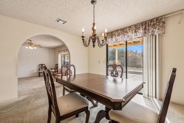 67185 Ontina Road, Cathedral City CA: https://media.crmls.org/mediaz/4e33cd33-e6d8-47e5-8168-0ab8c23298ef.jpg