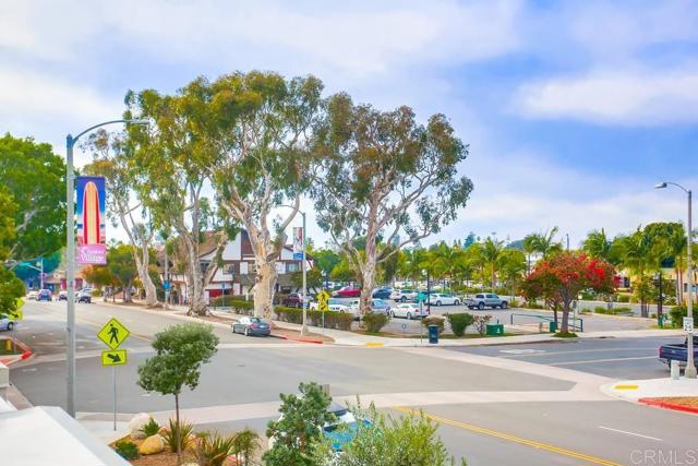 Detail Gallery Image 27 of 36 For 725 Grand Ave, Carlsbad,  CA 92008 - 2 Beds | 2 Baths