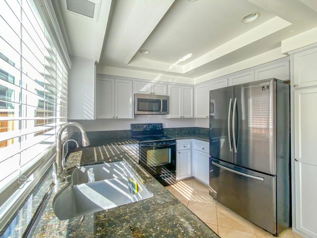 Detail Gallery Image 8 of 44 For 870 S Sierra, Solana Beach,  CA 92075 - 3 Beds | 2/1 Baths