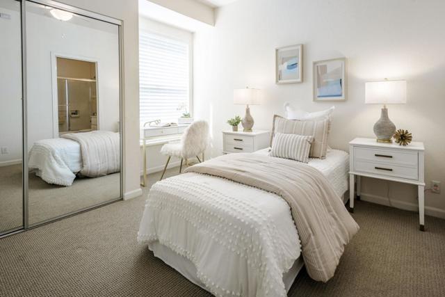 701 Baltic Circle,  CA: https://media.crmls.org/mediaz/4e35b470-43c1-4c16-a1b0-7228e5a992f4.jpg