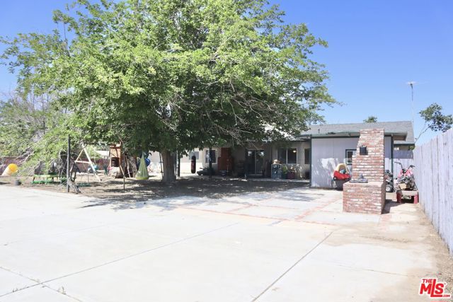 39928 179th Street, Palmdale, California 93591, 3 Bedrooms Bedrooms, ,2 BathroomsBathrooms,Single Family Residence,For Sale,179th,24393443