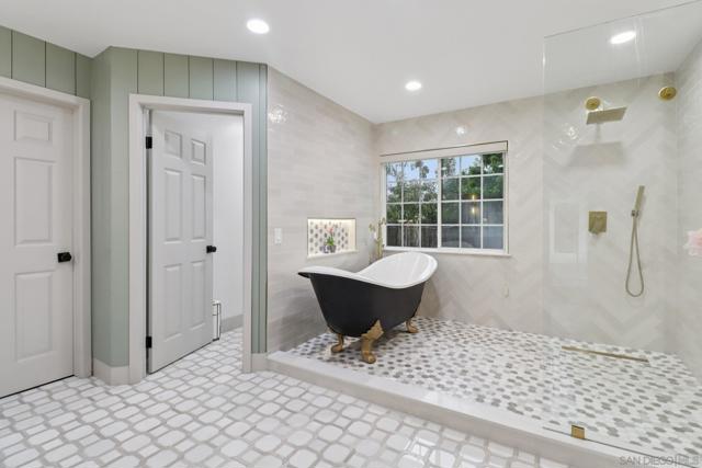 Image 49 of 73 For 43 Corte Maria Ave