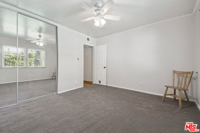 5527 Columbus Avenue, Sherman Oaks CA: https://media.crmls.org/mediaz/4e378b2b-43f5-43df-b9e9-a430c447074f.jpg