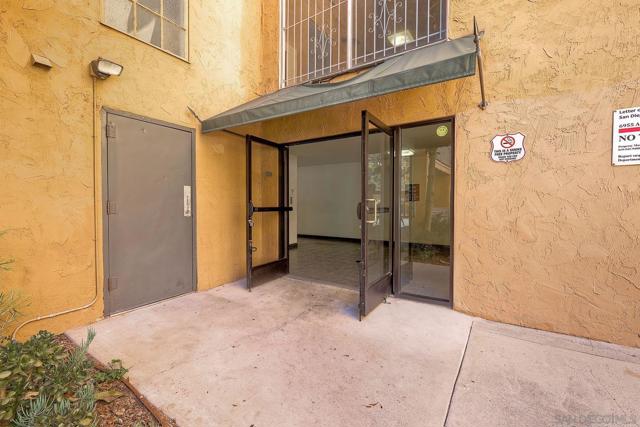 6955 Alvarado Rd, San Diego CA: https://media.crmls.org/mediaz/4e384ac4-df7c-4c10-a56c-0c94d7cc3474.jpg