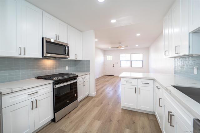 2073 79 Reed Ave, San Diego CA: https://media.crmls.org/mediaz/4e3875f4-bda6-4599-bb46-06c4d45e11c9.jpg