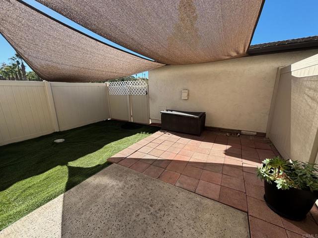 Detail Gallery Image 12 of 21 For 3522 Fairlomas Dr, National City,  CA 91950 - 3 Beds | 2/5 Baths