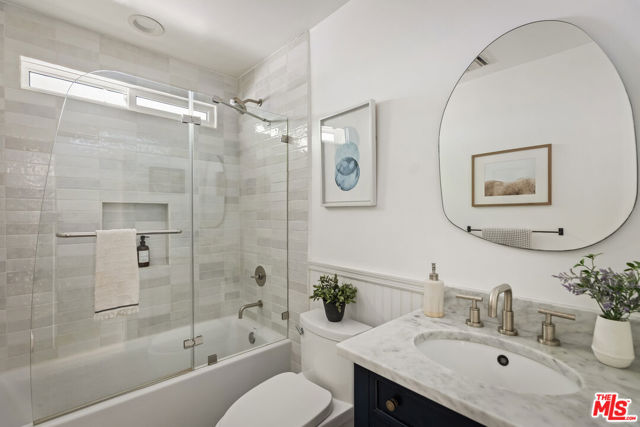 4614 San Andreas Avenue, Los Angeles CA: https://media.crmls.org/mediaz/4e3a6462-5004-463c-abbe-f128809deec9.jpg