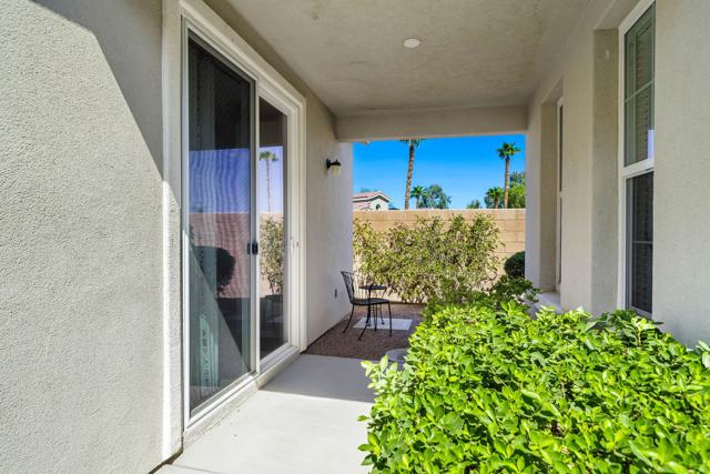 81497 Golden Poppy Way, La Quinta CA: https://media.crmls.org/mediaz/4e3a9b35-9ced-461d-a9e7-25bea23778fb.jpg