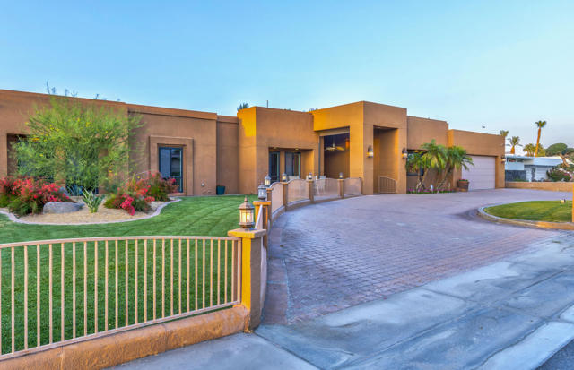 79100 Montego Bay Drive, Bermuda Dunes CA: https://media.crmls.org/mediaz/4e3c0f0e-fd1a-4bf3-9d49-852ca7914bbe.jpg
