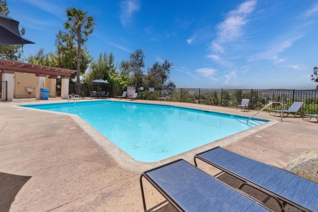 10794 Jeanne Ter, Santee CA: https://media.crmls.org/mediaz/4e3c5208-0fda-478b-8623-094bec6e8a7f.jpg