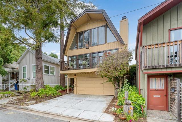 208 Brook Avenue, Santa Cruz CA: https://media.crmls.org/mediaz/4e3c537a-5840-44fb-8b05-1d83c3dbaecc.jpg