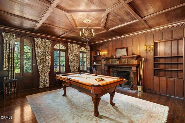 Detail Gallery Image 16 of 40 For 200 Fern Dr, Pasadena,  CA 91105 - 5 Beds | 6/2 Baths