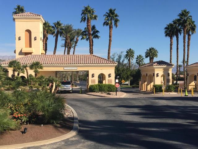 35882 Royal Sage Court, Palm Desert CA: https://media.crmls.org/mediaz/4e3df756-51ed-4eea-be4d-14139a61d9d6.jpg