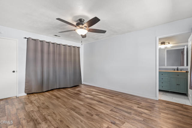 Detail Gallery Image 22 of 30 For 803 Green Valley Dr, Thousand Oaks,  CA 91320 - 4 Beds | 2/1 Baths