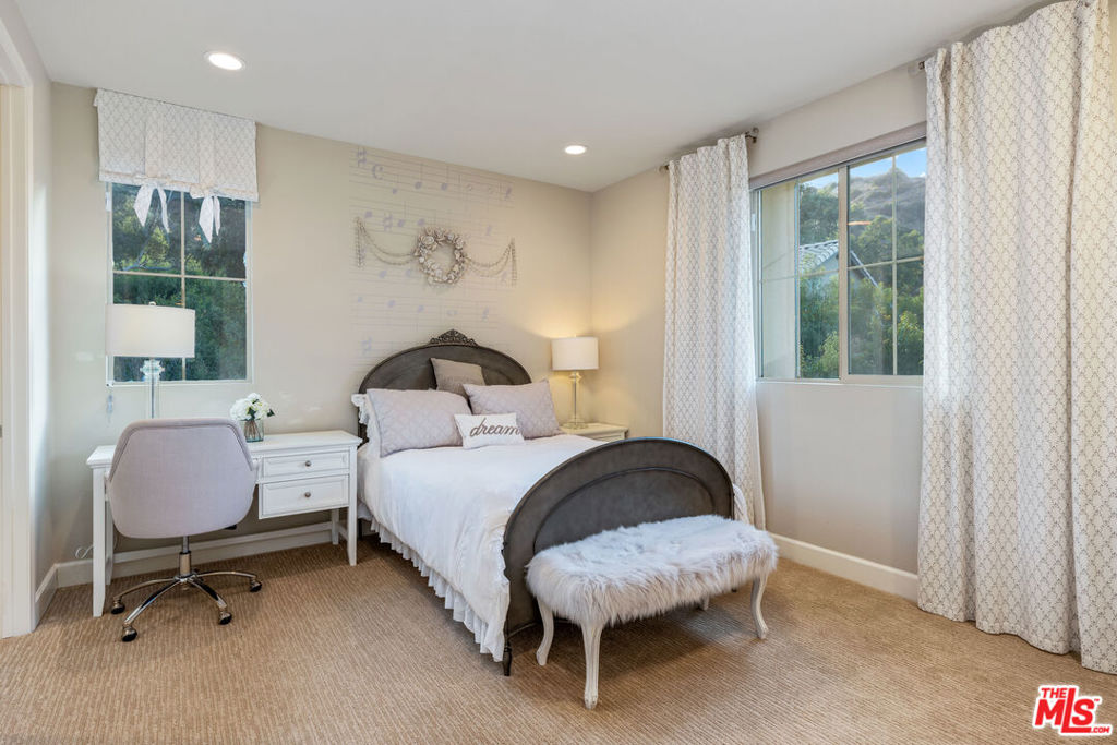 MLS #25551519 image #32