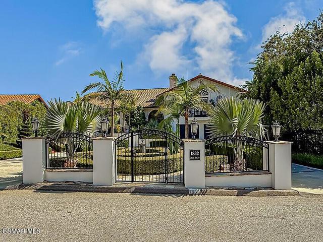 1832 Calle Salto, Thousand Oaks CA: https://media.crmls.org/mediaz/4e3f8736-66eb-45f7-9a5a-f0f20916d2b7.jpg