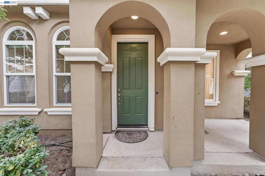 43 W Casita Ln