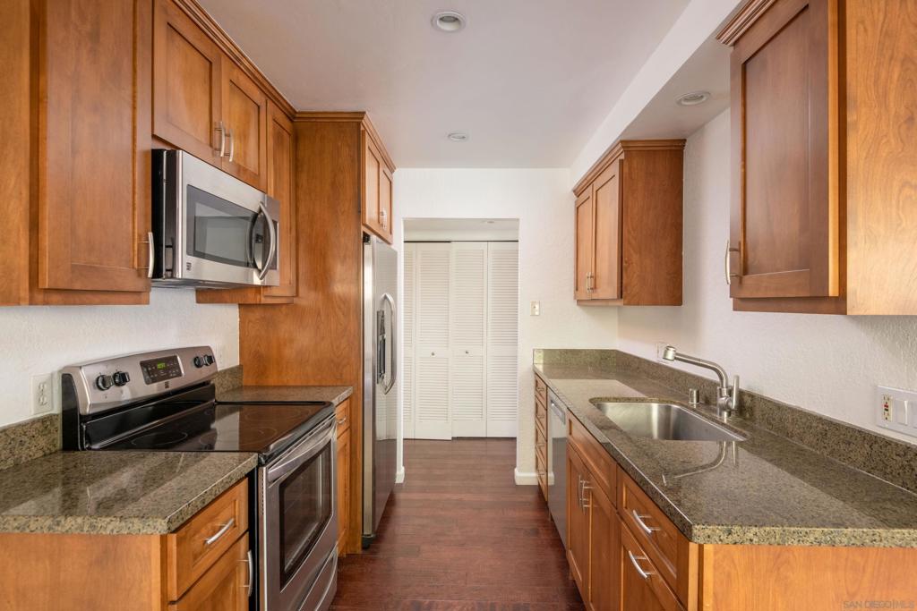 4060 Rosenda Court - photo 8