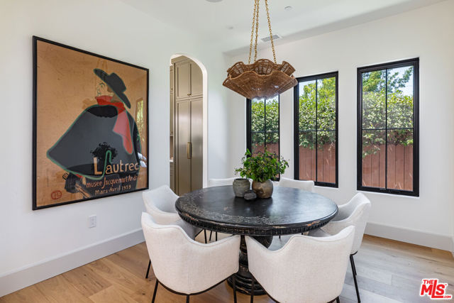 3745 May Street, Los Angeles CA: https://media.crmls.org/mediaz/4e424be7-f87e-4970-8b05-37bcecf2e7f9.jpg