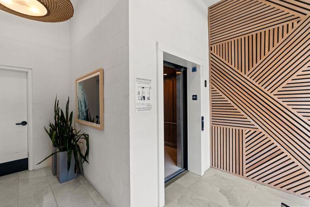 Detail Gallery Image 4 of 48 For 784 Grand Ave, Carlsbad,  CA 92008 - 3 Beds | 2/1 Baths