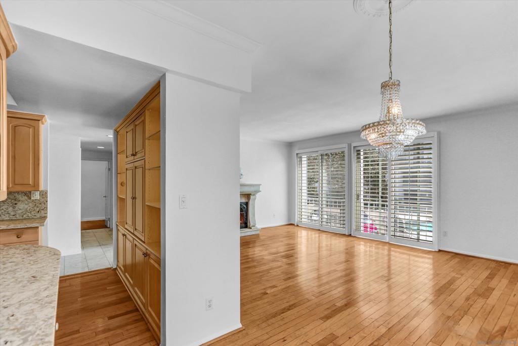 2410 Albatross St - photo 12