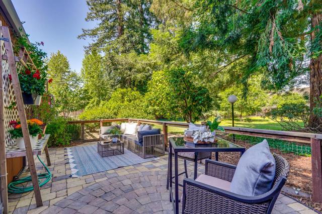 228 Central Avenue, Mountain View CA: https://media.crmls.org/mediaz/4e436589-50bf-4149-b13b-a15b0fce1c94.jpg