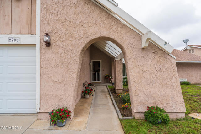 2705 N Broadmoor Avenue, Simi Valley CA: https://media.crmls.org/mediaz/4e439790-ea81-4fcb-9466-71716db9fb5c.jpg