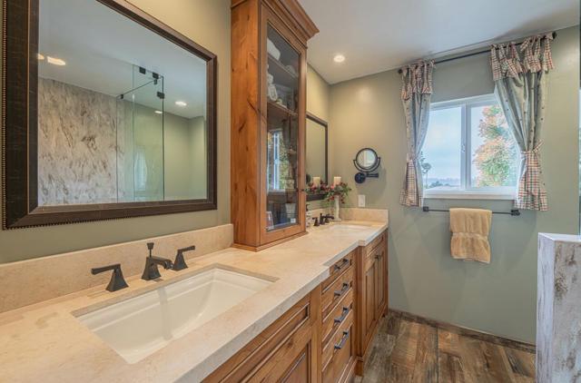 24 Pinehill Way, Monterey CA: https://media.crmls.org/mediaz/4e455d78-7e61-47d0-a4c5-e7405fe4f534.jpg
