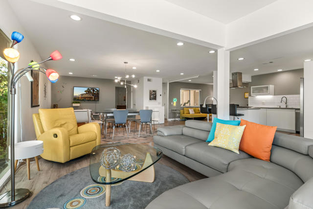 2002 Southridge Drive, Palm Springs, CA 92264