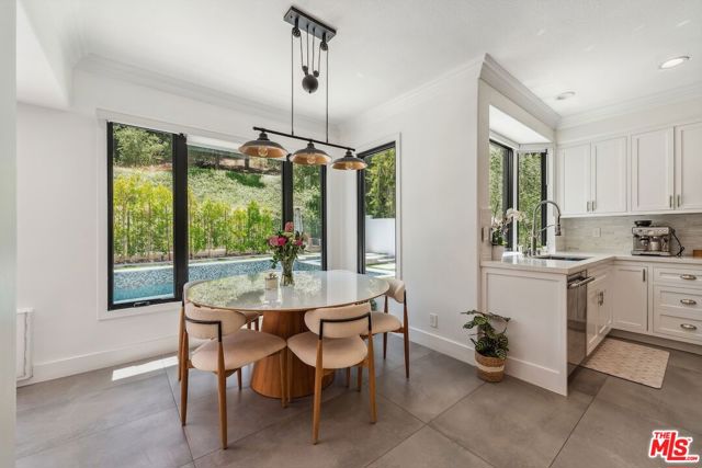 23180 Park Blanco, Calabasas CA: https://media.crmls.org/mediaz/4e462ea1-2424-4d9d-ae56-6090fa279855.jpg