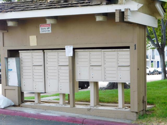 2599 Easton Lane, San Jose CA: https://media.crmls.org/mediaz/4e464fde-ae01-4370-b175-f22a8946ffaa.jpg