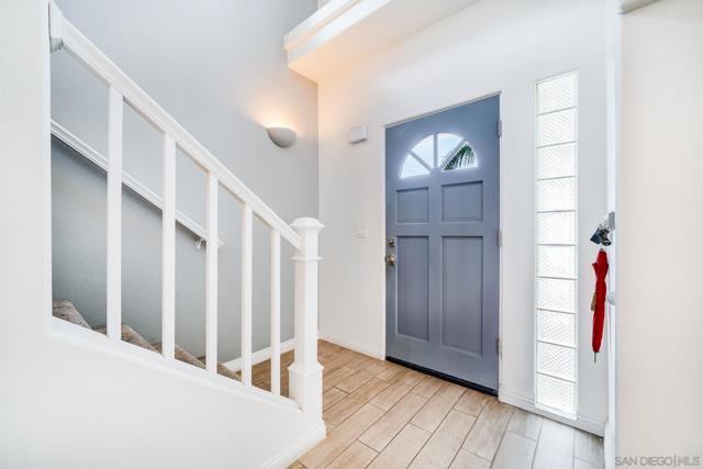 119 Smilax Rd, Vista CA: https://media.crmls.org/mediaz/4e466818-407e-40d5-8121-70db98ca7bb9.jpg