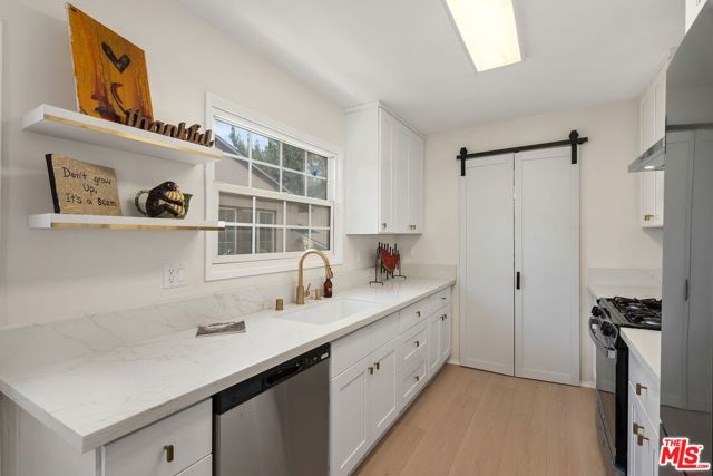 6916 Bellingham Avenue, North Hollywood CA: https://media.crmls.org/mediaz/4e466a32-578d-49d5-be93-253402731c36.jpg