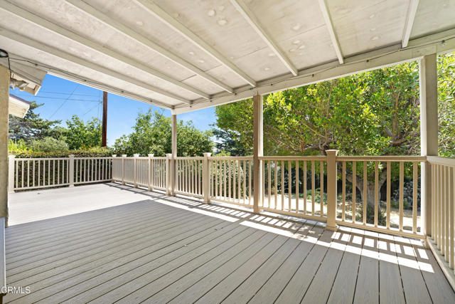 846 W Hillcrest Boulevard, Monrovia CA: https://media.crmls.org/mediaz/4e47d905-ed6e-4911-b402-5029418743b2.jpg